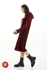 Бордовое велюровое платье миди с капюшоном Garne 3039214 фото №2