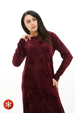 Бордовое велюровое платье миди с капюшоном Garne 3039214 фото №4