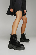 Suede boots on a massive sole  4206215 photo №4