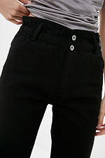 Schwarze, ausgestellte Jeans mit weitem Bein und hoher Taille  4009216 Foto №4