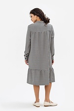 Клетчатое платье с воланом серого цвета Garne 3041225 фото №6