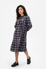 Kariertes Kleid mit blauem Volant Garne 3041228 Foto №1