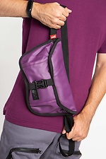 Прямоугольная сумка на пояс бананка фиолетового цвета с клапаном GEN 9005237 фото №2