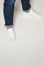 Белые кожаные кроссовки в дырочку на плоской подошве  4205254 фото №5