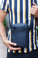 Чорна універсальна сумка через плече месенджер з кишенею на замку Mamakazala 8038256 фото №5