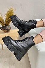 Высокие зимние ботинки на платформе из кожи черного цвета 8019262 фото №2