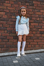Weiße, durchscheinende Kniestrümpfe für Kinder mit blauen und gelben Punkten M-SOCKS 2040265 Foto №9