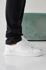 Męskie sneakersy skórzane wiosna-jesień w kolorze białym.  2505267 zdjęcie №3