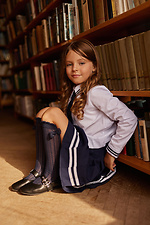 Dunkelblaue durchbrochene Kniestrümpfe für Kinder mit Schleife M-SOCKS 2040273 Foto №5