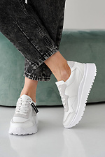 Skórzane sneakersy damskie w kolorze wiosna-jesień w kolorze białym  2505277 zdjęcie №3