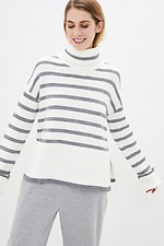 Knitted oversized sweater with stripes with a high neck  4038284 photo №1
