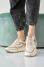 Damensneaker aus milchigem Leder für Frühling und Herbst 2505295 Foto №2