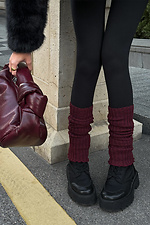 Gerippte Beinlinge in Burgunderrot M-SOCKS 2040300 Foto №2