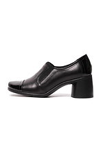 Черные кожаные туфли на широком каблуке с лаковым носком  4205301 фото №1
