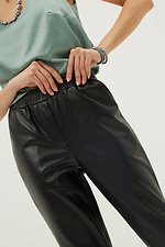 Черные прямые брюки из кожзама с завышенной талией Garne 3039305 фото №6