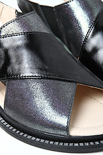 Schwarze Sandalen aus echtem Leder auf niedrigem Lauf  4205318 Foto №4