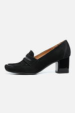 Black suede classic closed shoes with square heels  4205321 photo №1