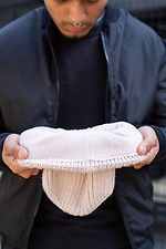Warme Strickmütze in Beige für den Winter Without 8048322 Foto №5