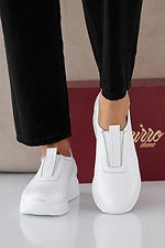 Damen-Sneakers aus weiem Leder fr Frhling und Herbst  2505325 Foto №2