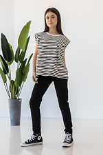 Весенние стрейчевые джинсы мом серого цвета с высокой талией и поясом  4014326 фото №1