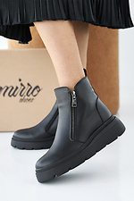 Damen-Winterstiefel aus Leder, schwarz  2505335 Foto №1