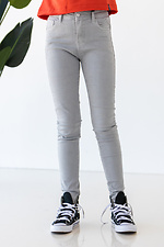 Весенние джинсы зауженные серого цвета с высокой талией  4014340 фото №2