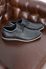 Чоловічі шкіряні туфлі на шнурках у чорному кольорі  8019344 фото №3