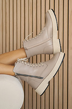 Damen-Winterstiefel aus beigem Leder  2505348 Foto №7