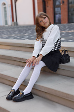 Durchbrochene weiße Kinderstrumpfhose aus Mikrofaser 140 den M-SOCKS 2040350 Foto №4