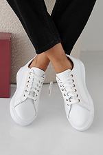 Damen-Sneakers aus weiem Leder fr Frhling und Herbst  2505353 Foto №2