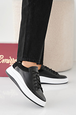 Damen-Sneakers aus schwarzem Leder fr Frhling und Herbst  2505355 Foto №6