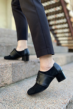Black closed shoes with small heels  4205371 photo №4