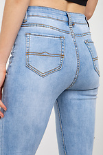 Голубые стрейчевые джинсы с царапками  4014373 фото №10
