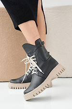 Women's winter black-beige leather boots  2505378 photo №1