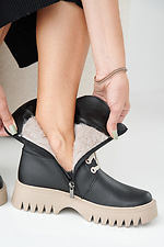 Women's winter black-beige leather boots  2505378 photo №9