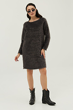 Мохнатое платье-свитер FLUFFY длиной до колен из трикотажа "травка" серого цвета Garne 3039378 фото №1