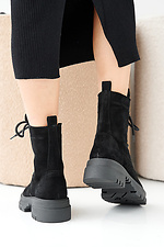 Winterstiefel fr Damen aus schwarzem Wildleder 2505379 Foto №4