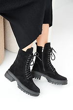 Winterstiefel fr Damen aus schwarzem Wildleder 2505379 Foto №8