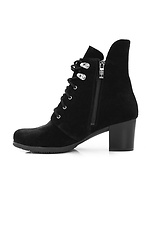 Замшеві класичні жіночі ботинки чорного кольору  4205380 фото №2