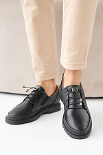 Schwarze Damen-Lederschuhe fr Frhling und Herbst  2505389 Foto №3