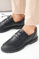 Schwarze Damen-Lederschuhe fr Frhling und Herbst  2505389 Foto №8