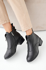 Schwarze Damen-Lederstiefel fr Frhling und Herbst 2505390 Foto №7