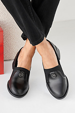 Schwarze Damen-Lederschuhe fr Frhling und Herbst 2505406 Foto №8