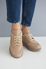 Бежевые массивные кроссовки для женщин из натуральной кожи на платформе  8019412 фото №2