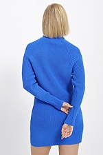 Короткое вязаное трикотажное платье синего цвета  4038414 фото №3