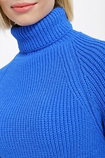 Короткое вязаное трикотажное платье синего цвета  4038414 фото №4