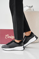 Damen-Sneakers aus schwarzem Leder fr Frhling und Herbst 2505416 Foto №7