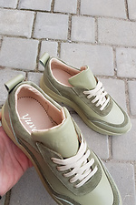 Зеленые кожаные кроссовки в стиле кэжуал на платформе  8019417 фото №2