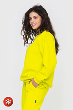 Утепленный трикотажный свитшот WENDI с опущенными рукавами желтого цвета Garne 3041425 фото №3