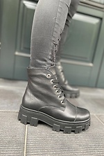 Зимние массивные ботинки в армейском стиле из черной кожи  4205425 фото №2